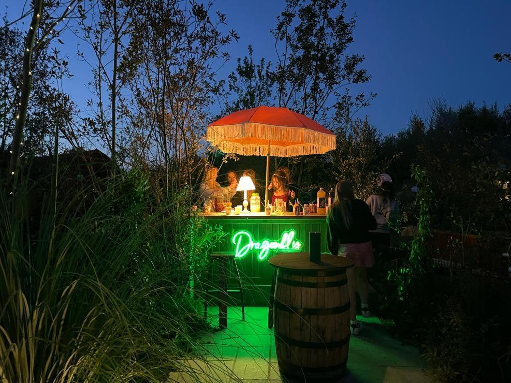 Dragonfly Glamping Spa Retreat Ashford  Kültér fotó
