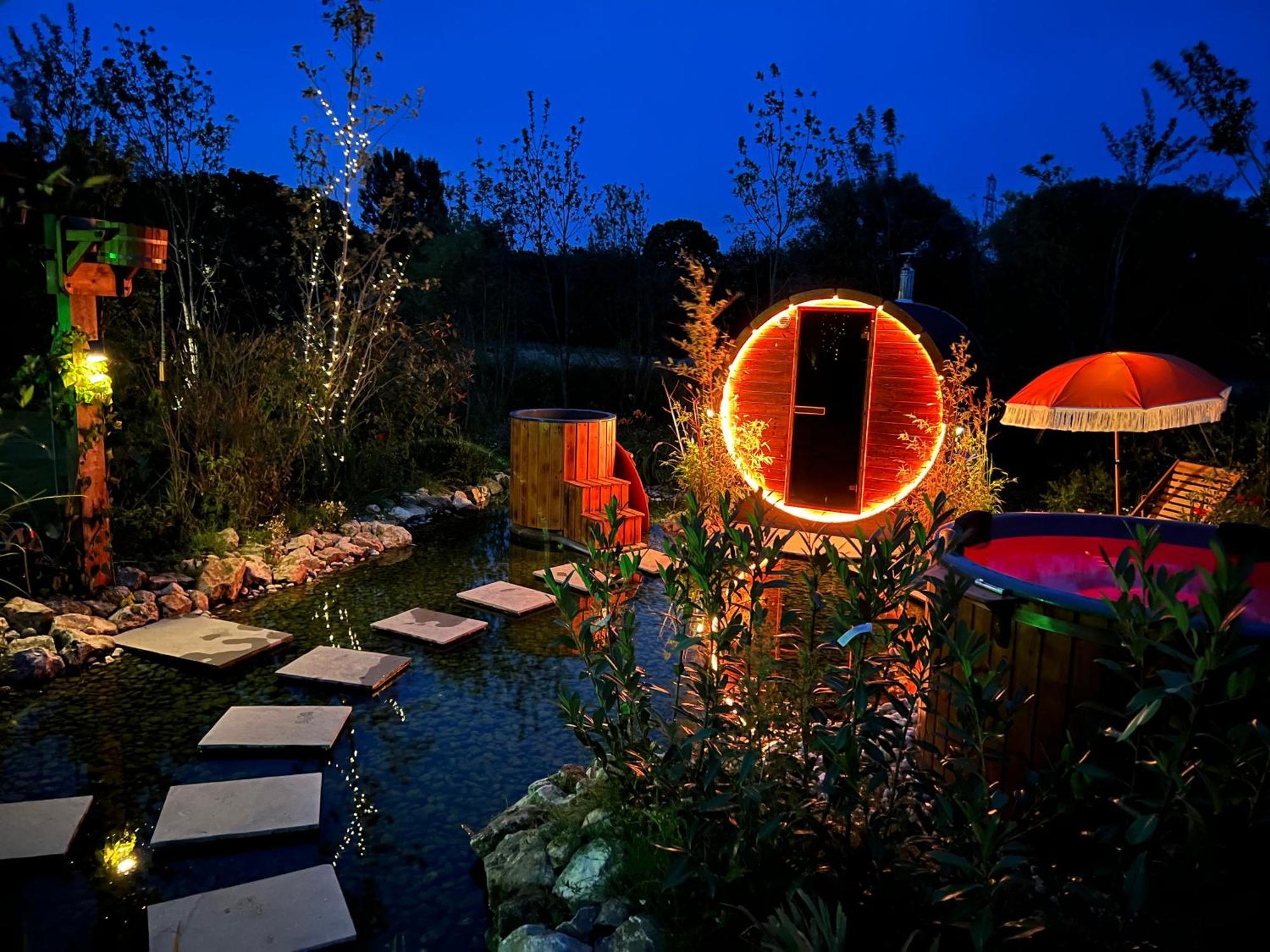 Dragonfly Glamping Spa Retreat Ashford  Kültér fotó